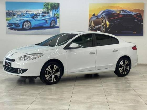 RENAULT FLUENCE 2.0 GT LINE 16V FLEX 4P AUTOMÁTICO RENAULT FLUENCE 2.0 GT LINE 16V FLEX 4P AUTOMÁTICO